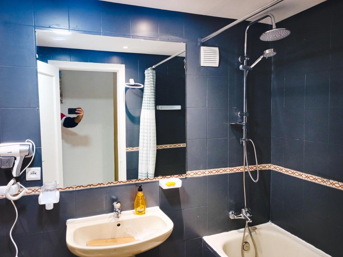 Nouveau Appartement Au Centre Ville En Face Hilton Tangeri Esterno foto